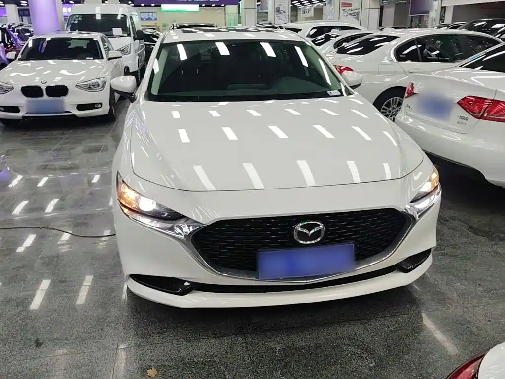Mazda 3 Axela — миниатюра 3