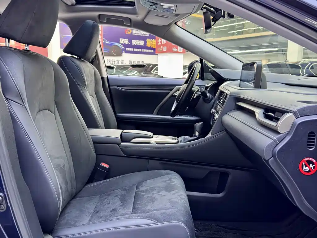 Lexus RX — миниатюра 11