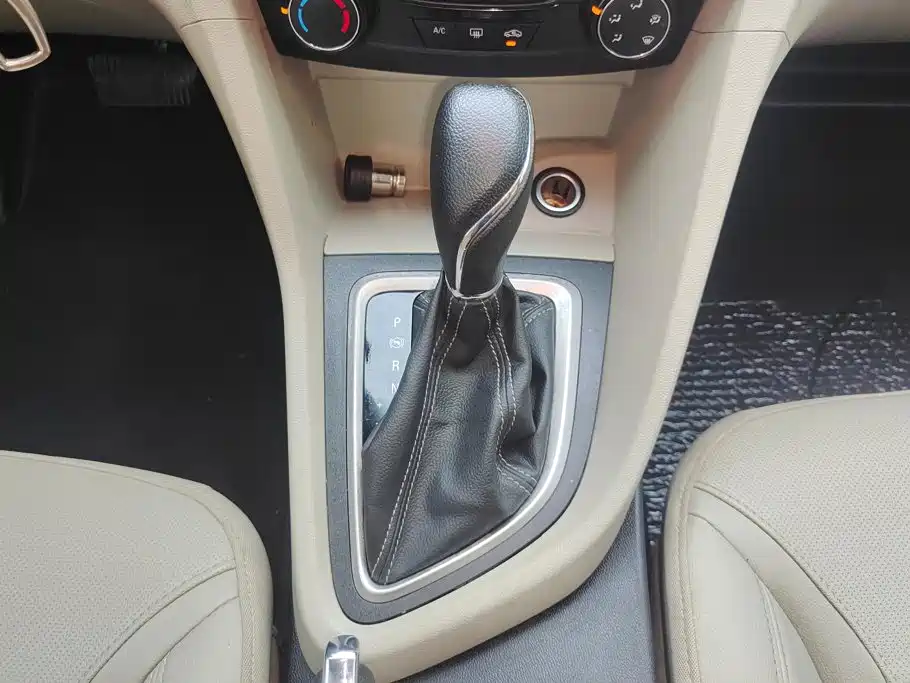 Buick Excelle — миниатюра 16