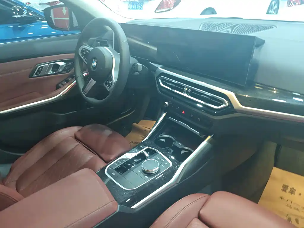 BMW 3 Series — миниатюра 17