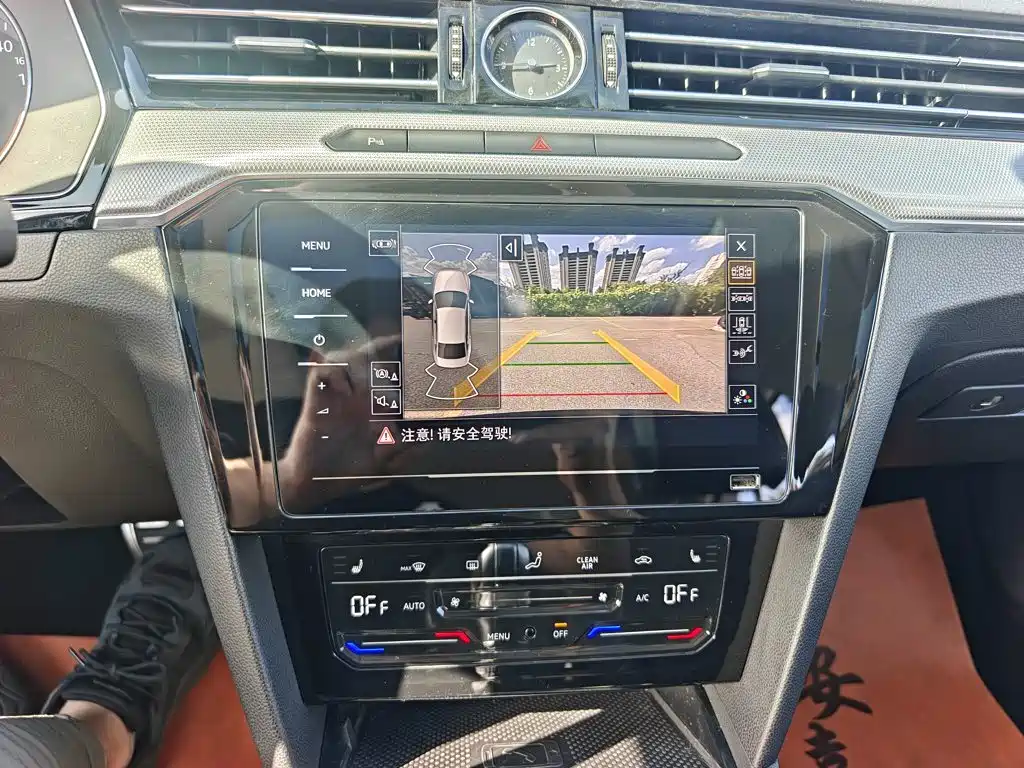 Volkswagen Magotan PHEV — миниатюра 13