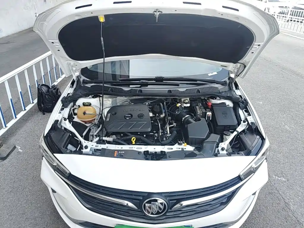 Buick Verano — миниатюра 20