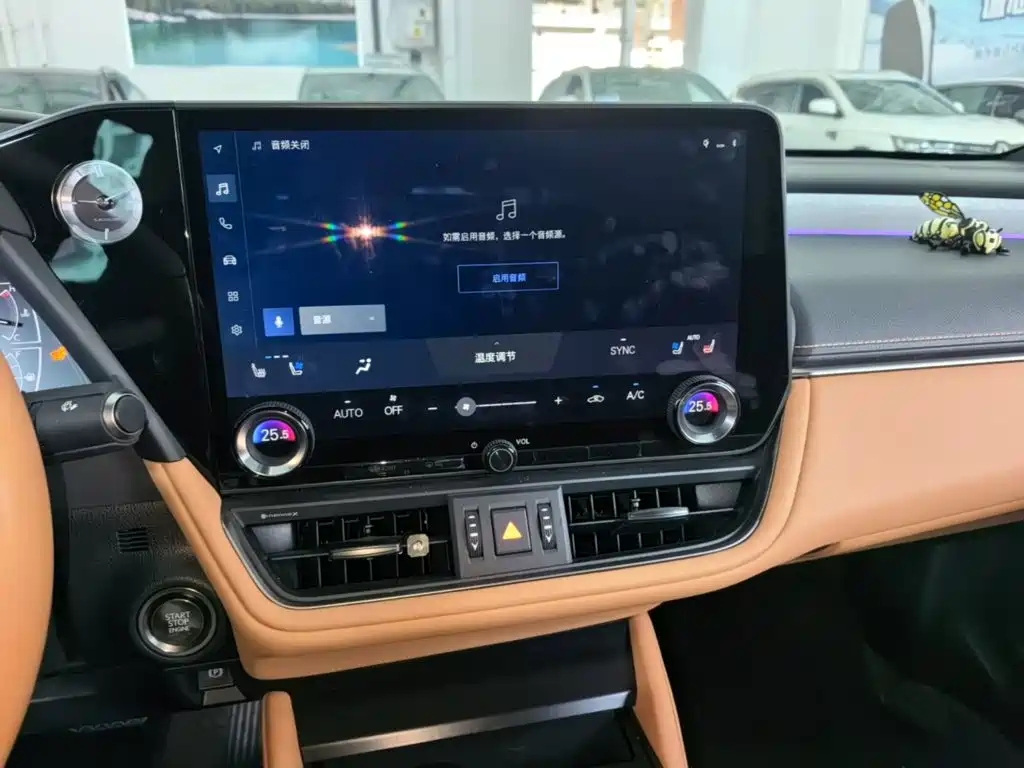 Lexus ES — миниатюра 13