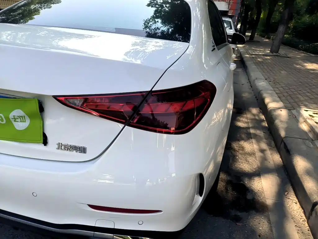 Mercedes-Benz C-Class — миниатюра 8