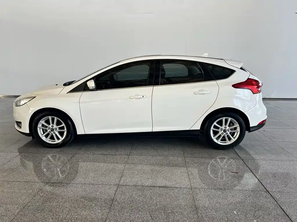 Ford Focus — миниатюра 2