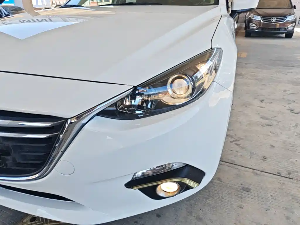Mazda 3 Axela — миниатюра 24