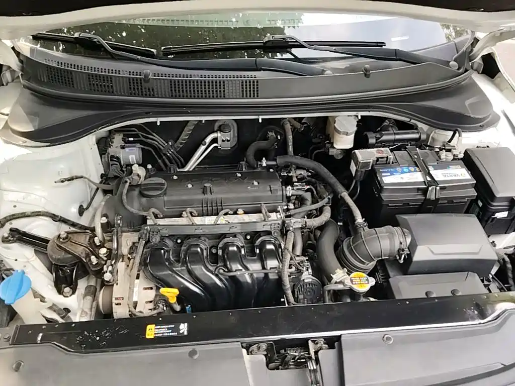 Hyundai Elantra — миниатюра 20