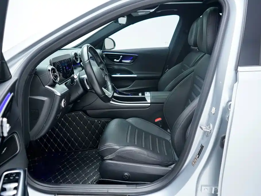 Mercedes-Benz C-Class — миниатюра 5