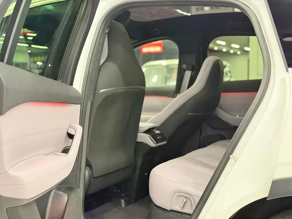 NIO EC6 2024 75kWh