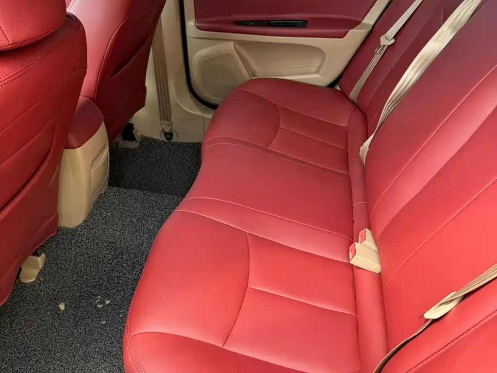 Roewe 350 — миниатюра 9