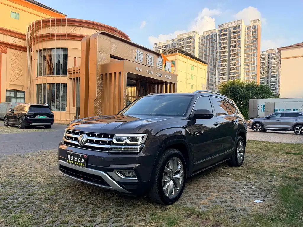 Volkswagen Teramont — миниатюра 3