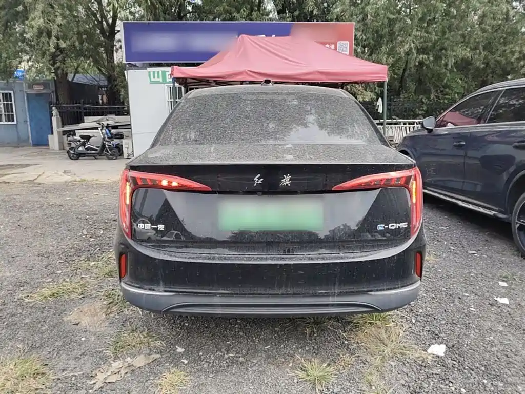 Hongqi Hongqi E-QM5 — миниатюра 6