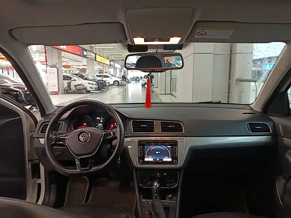 Volkswagen Lavida — миниатюра 10