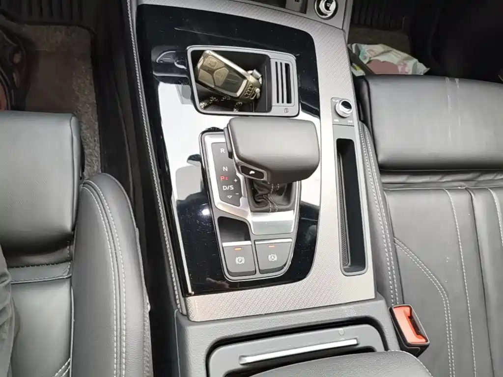 Audi Q5L — миниатюра 14