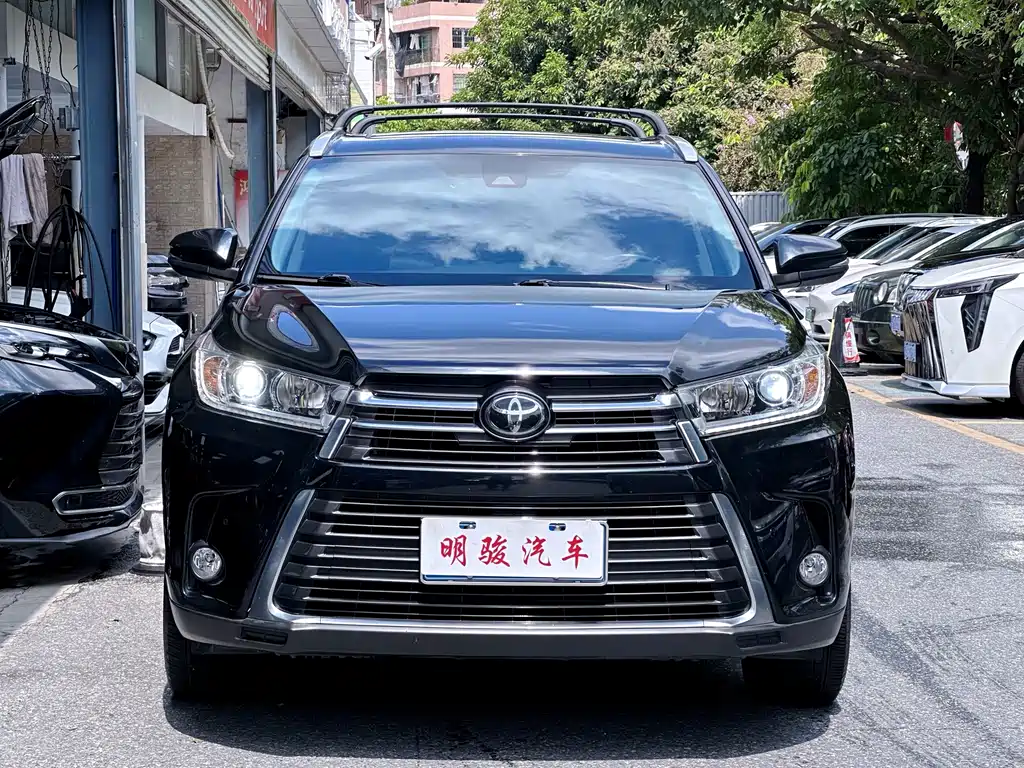 Toyota Highlander — миниатюра 2