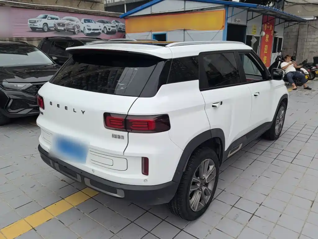 Geely Icon — миниатюра 7