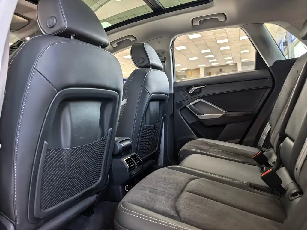 Audi Q3 — миниатюра 10