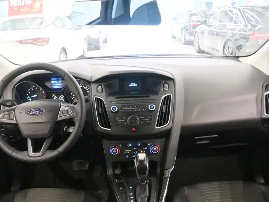 Ford Focus — миниатюра 5