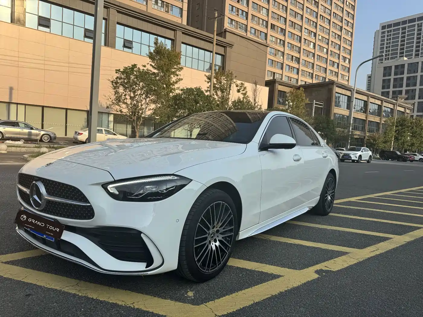 奔驰C级 2024款 改款三 C 260 L 运动版 2024