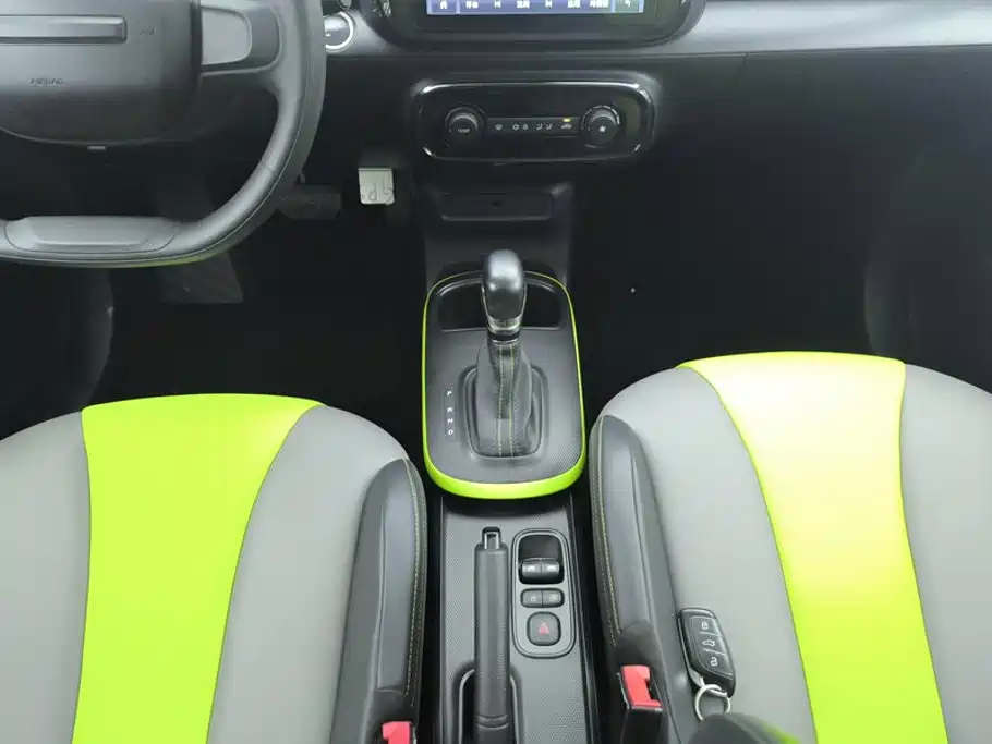 Roewe Clever — миниатюра 16