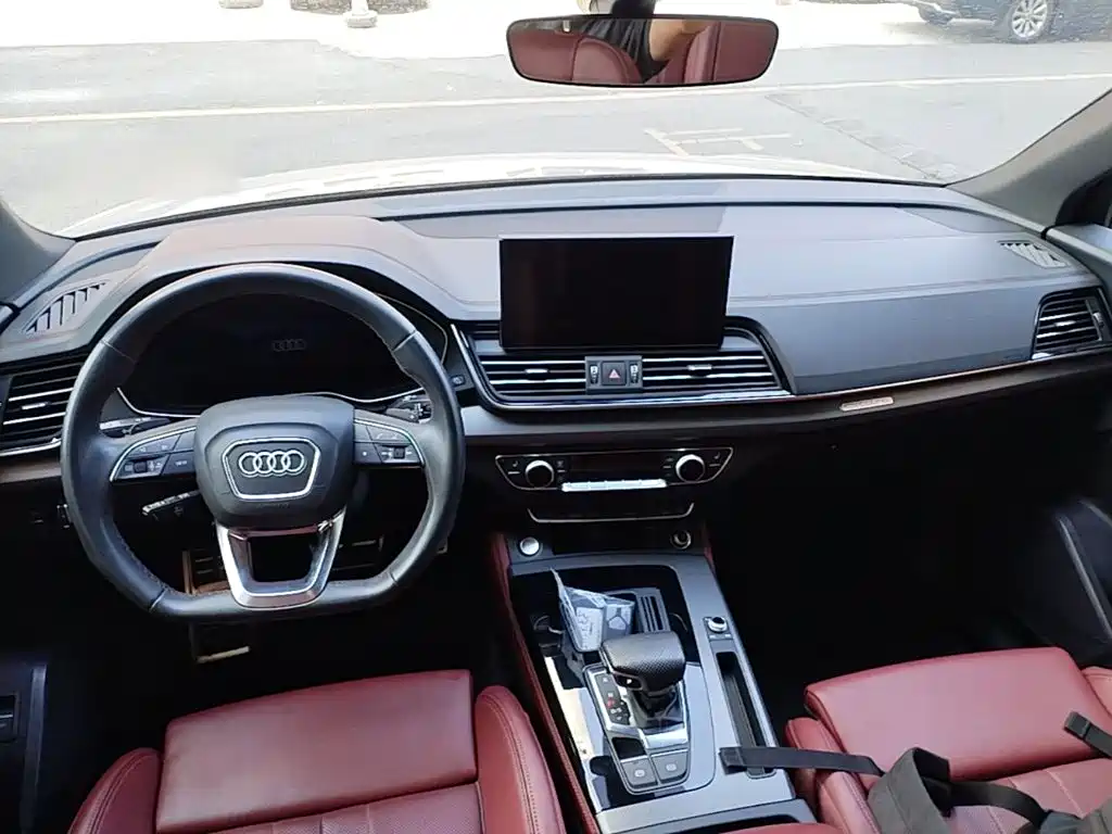 Audi Q5L — миниатюра 10