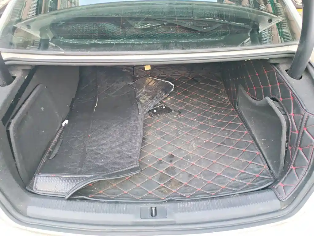 Audi A4L — миниатюра 10