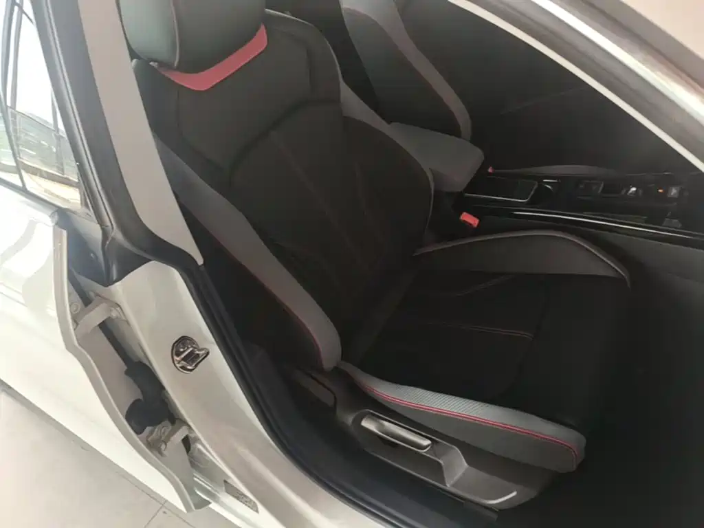 Volkswagen Lamando — миниатюра 25