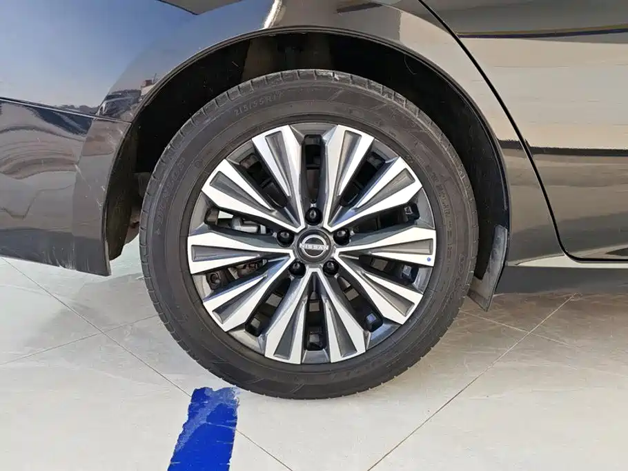 Nissan Teana — миниатюра 6