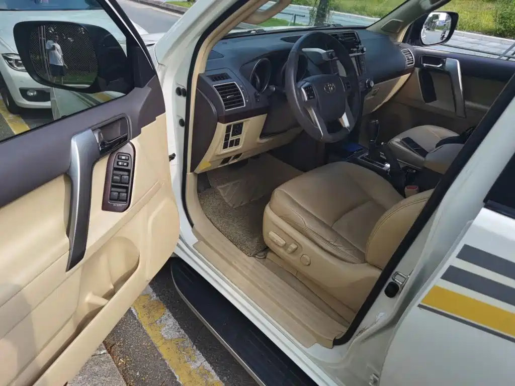 Toyota Prado — миниатюра 17