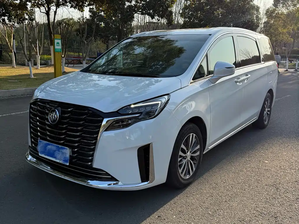 Buick GL8 2023