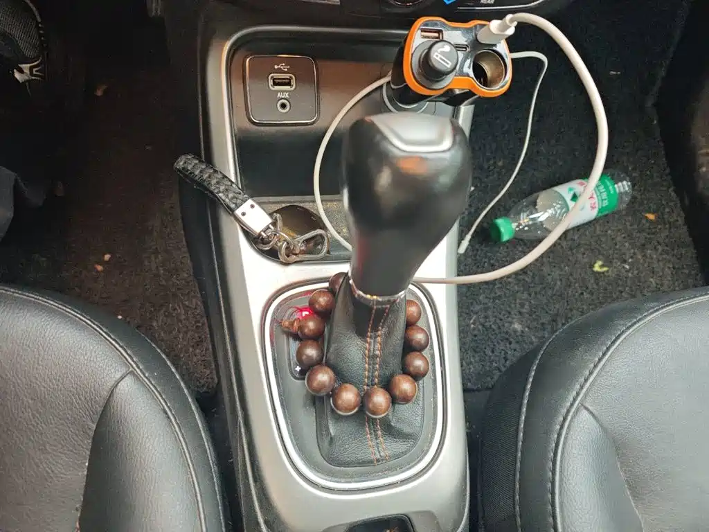 Jeep Compass — миниатюра 10