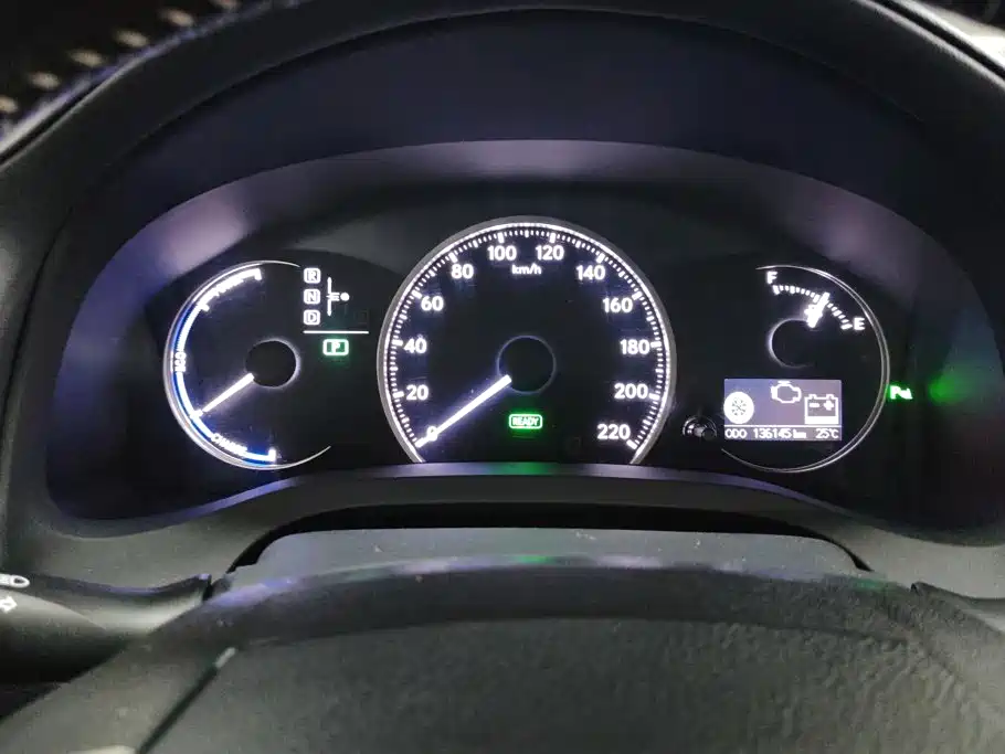 Lexus CT — миниатюра 14