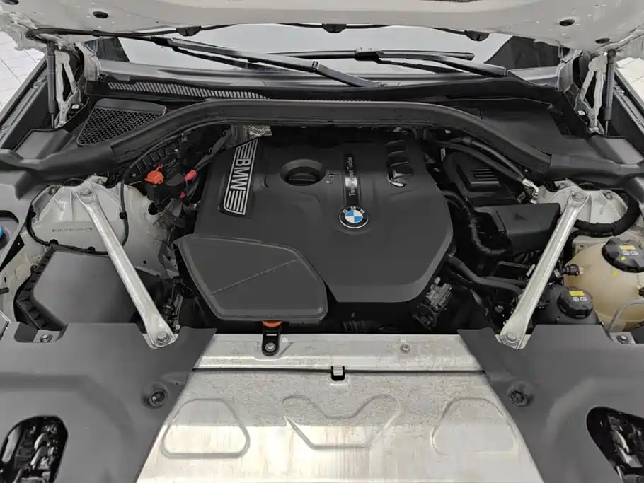 BMW X3 — миниатюра 10
