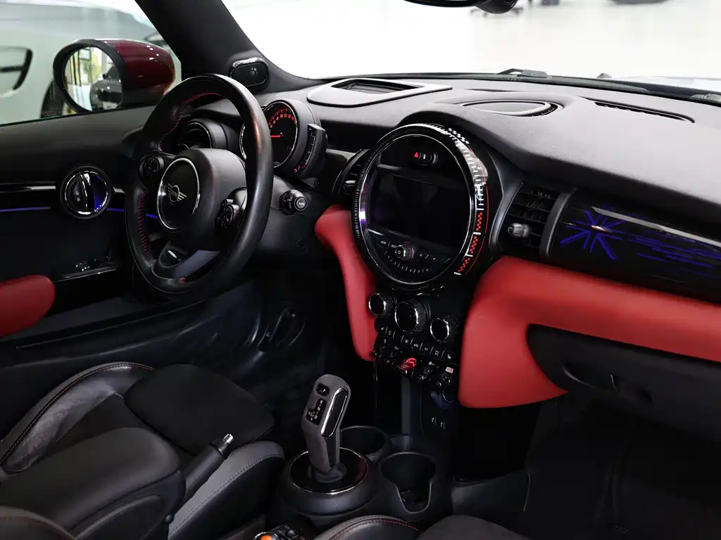 Mini JCW 2018 2.0T JOHN COOPER WORKS ALL-IN