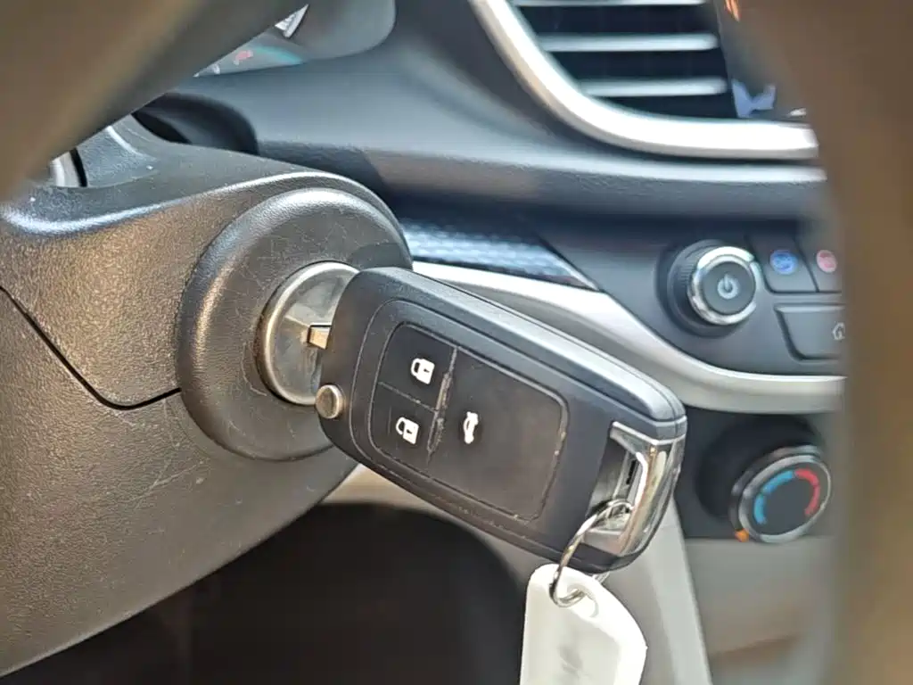 Buick Excelle — миниатюра 9