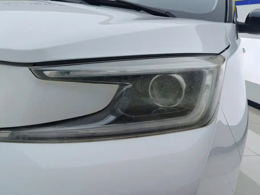 Dongfeng EV YOUNG Guang Xiaoxin — миниатюра 5