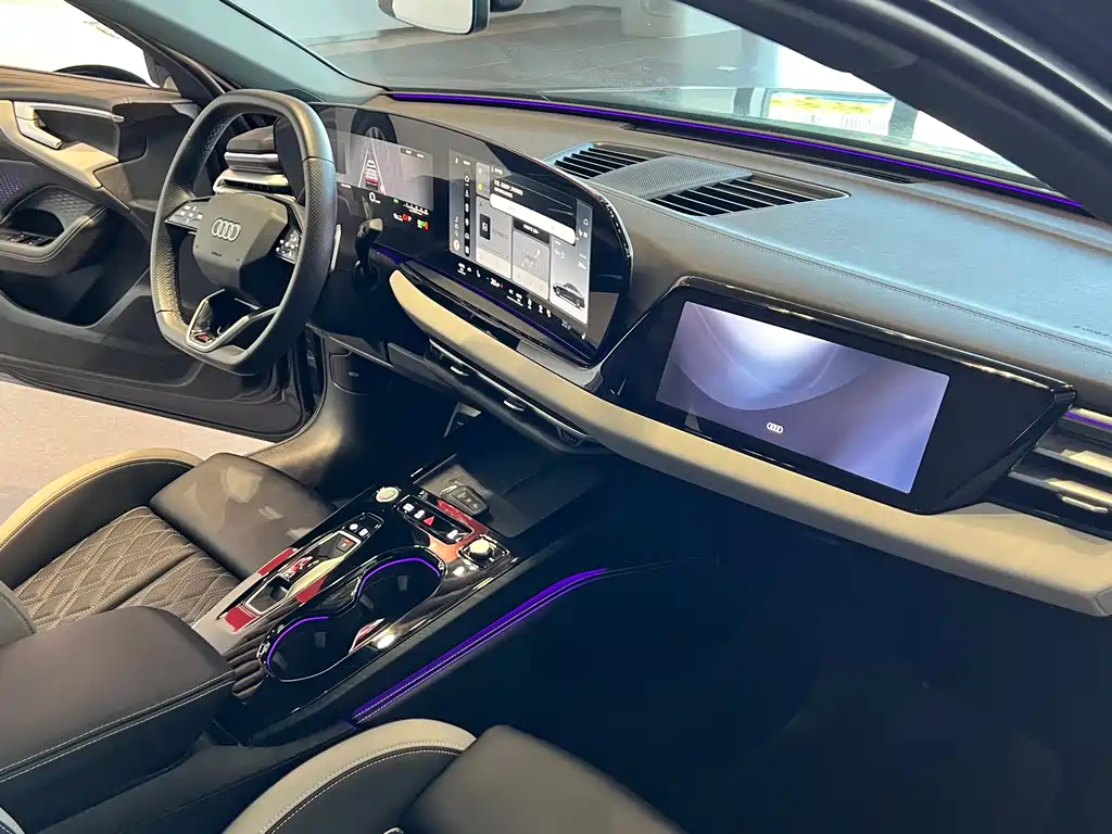 Audi A5L — миниатюра 8