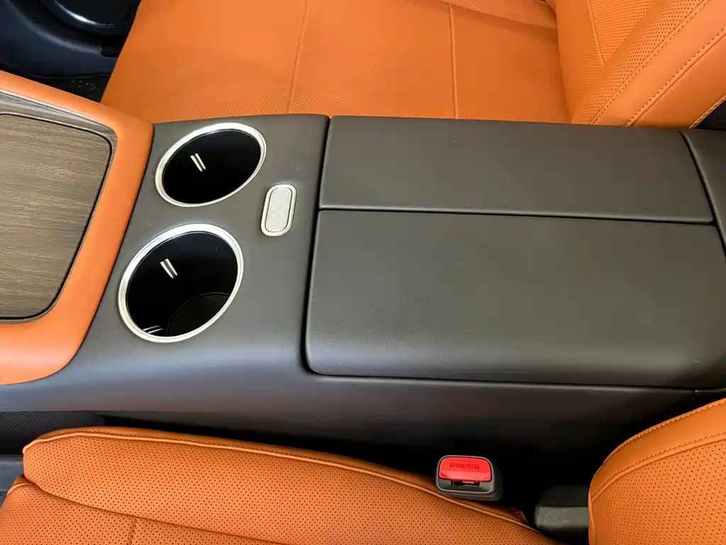 AITO AITO M6 — миниатюра 15