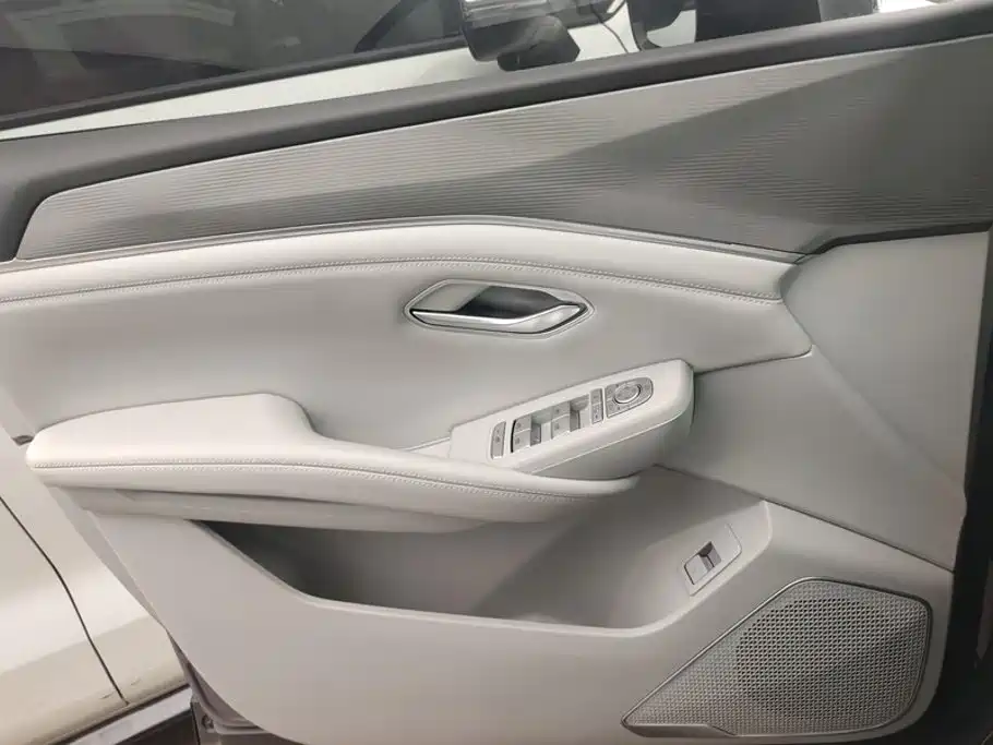 BYD Song Ultra — миниатюра 7