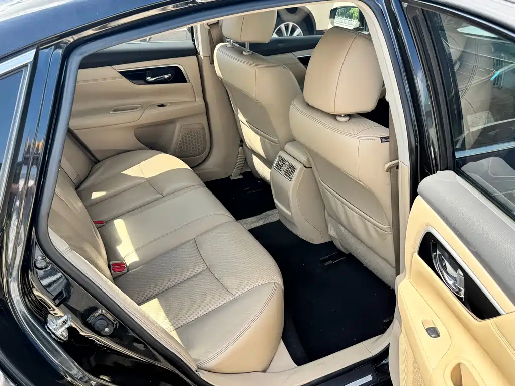 Nissan Teana — миниатюра 11