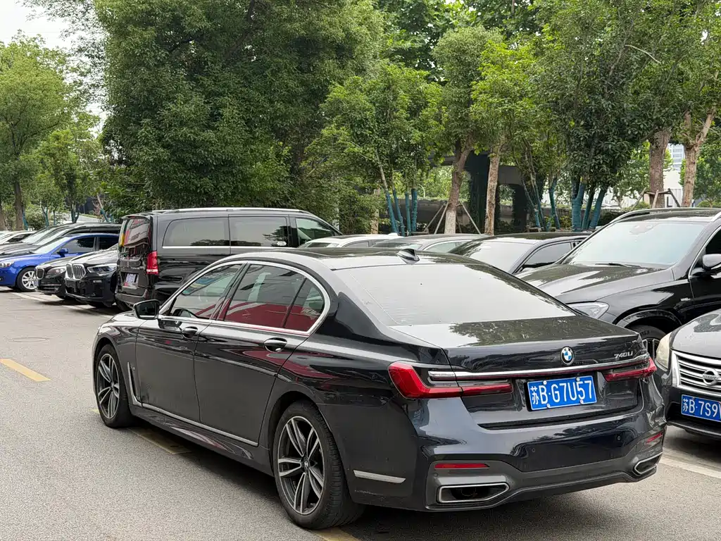BMW 7 Series 7 2021 730Li M Sport