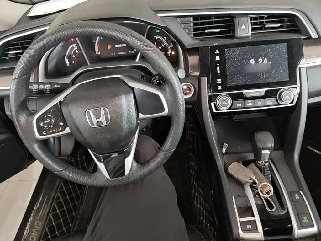 Honda Civic — миниатюра 10