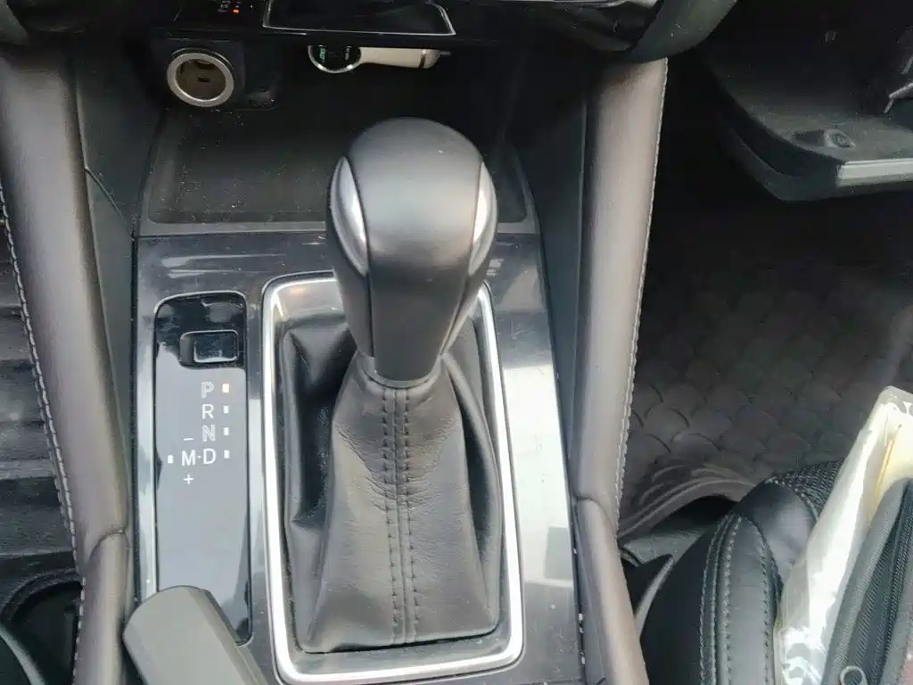 Mazda Atenza — миниатюра 15