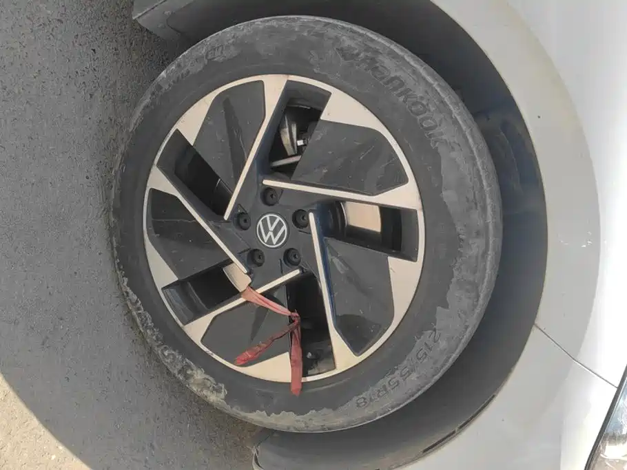 Volkswagen ID.3 — миниатюра 6