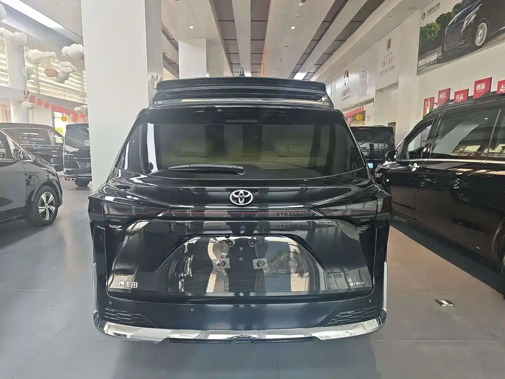 Toyota Sienna 2024 2.5L