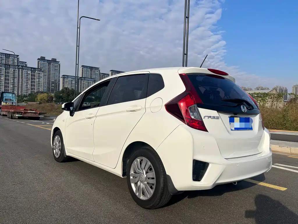 Honda Fit — миниатюра 3
