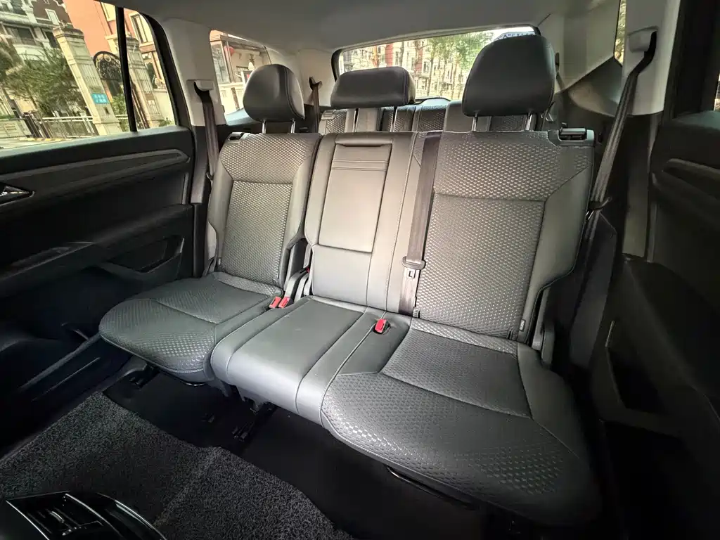 Volkswagen Teramont — миниатюра 9