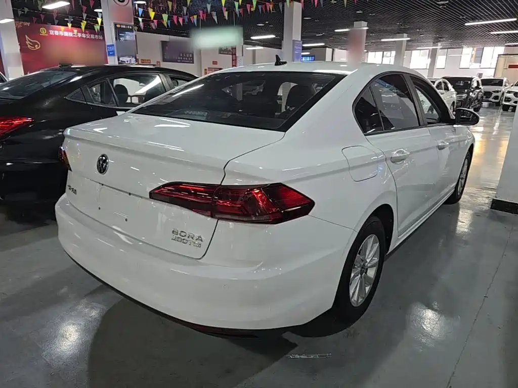 Volkswagen Bora — миниатюра 7