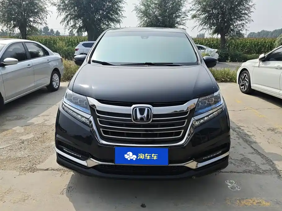 Honda Elysion — миниатюра 2