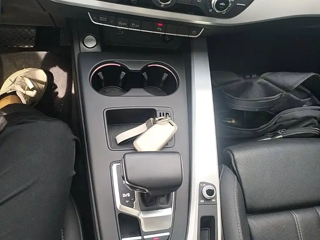Audi A4L — миниатюра 14